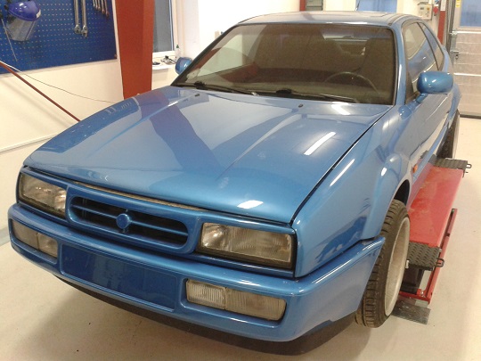 En blå VW Corrado